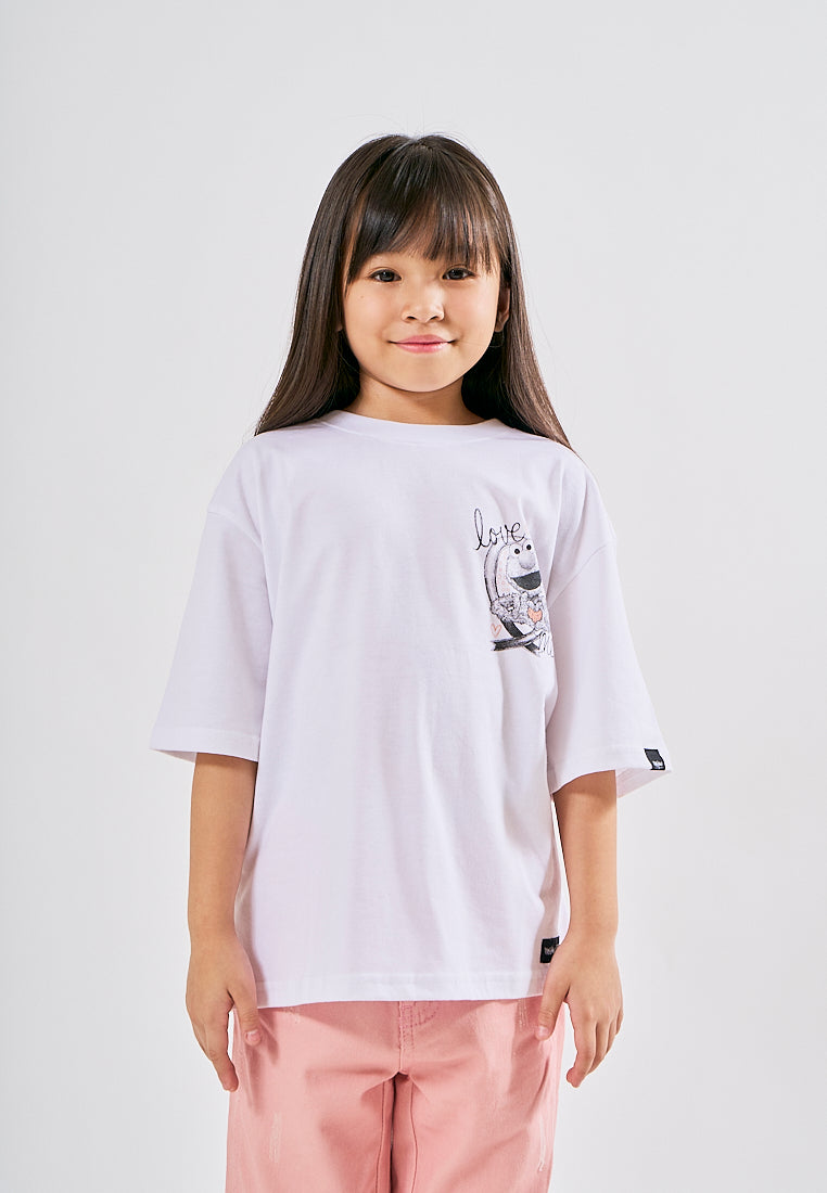 Mossimo Kids Kathleen Sesame Street White Oversized Fit Tee